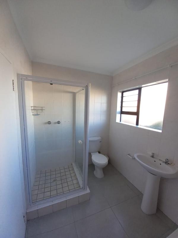 To Let 2 Bedroom Property for Rent in Sunningdale Western Cape